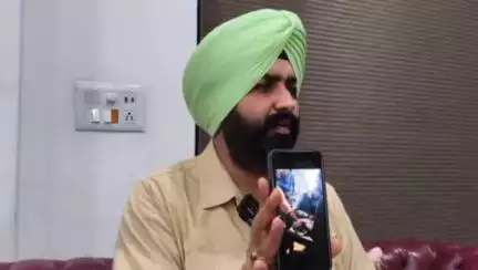 ਜਲਾਲਾਬਾਦ: ਜਲਾਲਾਬਾਦ ਵਿੱਚ ਸ਼ਰੇਆਮ ਚੱਲ ਰਹੀਆਂ ਦੜਾ ਸੱਟੇ ਦੀਆਂ ਦੁਕਾਨਾਂ, ਭਾਜਪਾ ਜਿਲਾ ਪ੍ਰਧਾਨ ਨੇ ਵੀਡੀਓ ਜਾਰੀ ਕਰ ਕੀਤੀ ਪ੍ਰੈਸ ਕਾਨਫਰੰਸ