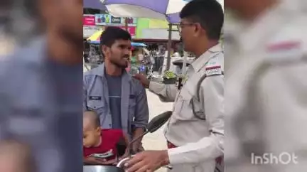 রতুয়া ১: অসতর্ক মোটর বাইক চালকদের শায়েস্তা করতে রতুয়া এলাকায় করা ভূমিকায় পুলিশ প্রশাসন