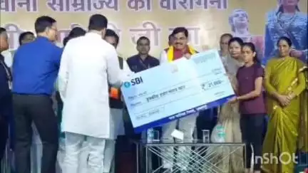 जबलपुर: रानी दुर्गावती का इतिहास स्कूली बच्चों को पढ़ाया जाएगा, मुख्यमंत्री बोले- पाठ्यक्रम में शामिल करेंगे