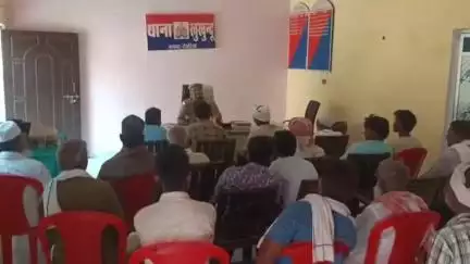 रुद्रपुर: त्योहारों को लेकर देवरिया पुलिस सतर्क, रुद्रपुर सहित कई थानों पर पीस कमेटी की बैठक आयोजित की गई