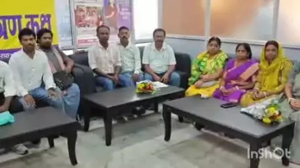 रामगढ़: हाडी जाति विकास मंच ने रामगढ़ उपायुक्त के माध्यम से मुख्यमंत्री को सौंपा सात सूत्री मांग पत्र