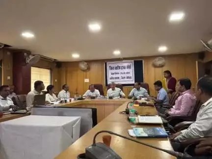 साजा: कलेक्टर की अध्यक्षता में जिला स्तरीय टास्क फोर्स की बैठक, जिले में अवैध परिवहन, उत्खनन व भंडारण पर कार्रवाई