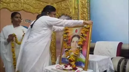 मंडला: विश्व शांति भवन में मनाई गई ब्रह्माकुमारी संस्थान की प्रथम प्रशासिका मातेश्वरी जगदंबा सरस्वती की पुण्य स्मृति