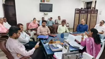 चित्तौड़गढ़: जिले में लोकतंत्र सेनानियों के सम्मान में कलेक्ट्रेट में आयोजित होगा समारोह, ADM की अध्यक्षता में हुई बैठक