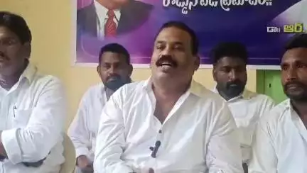 కాకినాడ సెజ్‌లోని లైఫీస్ కంపెనీ ప్రొడక్షన్ ప్రారంభించేందుకు ప్రభుత్వం చర్యలు తీసుకోవాలి: మాల మహానాడు జాతీయ అధ్యక్షుడు రత్నాకర్
