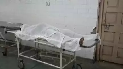 তুফানগঞ্জ ১: বোতল কুড়োতে গিয়ে শহর স্টেটব্যাংক মোর এলাকায় ড্রেনে পড়ে বাঁচাও বাঁচাও চিৎকার, উদ্ধার করে হাসপাতালে আনলে মৃত বলে ঘোষনা
