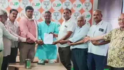 बसवा: बांदीकुई को जिला बनाने के लिए विधायक को ज्ञापन दिया, टांकड़ा ने कहा- विधानसभा में उठाया मुद्दा, सरकार से की जाएगी बात