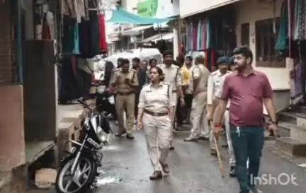 थांदला: थांदला में नगर परिषद व पुलिस ने संयुक्त रूप से चलाया अतिक्रमण हटाओ अभियान, दी हिदायत