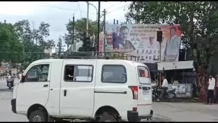 यवतमाळ: शहरातील तहसील चौक ते शारदा चौक दरम्यान ट्रकच्या धडकेत पती पत्नी जखमी ; शहर पोलीस ठाण्यात गुन्हा दाखल