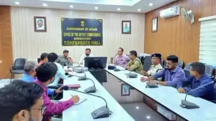 করিমগঞ্জ: শ্রীভূমি জেলাশাসকের কনফারেন্স হলে জেলা সড়ক নিরাপত্তা কমিটির গুরুত্বপূর্ণ বৈঠকের আয়োজন,উপস্থিত জেলাশাসক