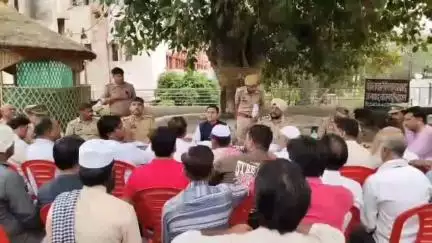 रसूलाबाद: रसूलाबाद कोतवाली परिसर में मोहर्रम को लेकर सीओ और एसडीएम की अध्यक्षता में पीस कमेटी की बैठक हुई संपन्न