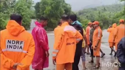 कुडाळ: वसोली कॉजवेवरून वाहून गेलेल्‍या युवकाचा एनडीआरएफ टीमकडून शोध सुरूच