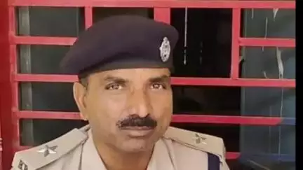 महराजगंज: दरौंदा पुलिस ने बगौरा गांव से शराबी को किया गिरफ्तार