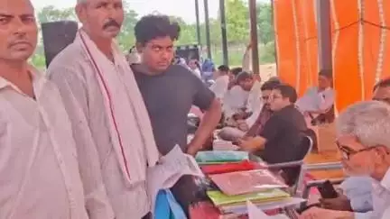सीकर: पचार गांव में दीनदयाल उपाध्याय अंत्योदय संबल पखवाड़े के तहत शिविर का आयोजन हुआ