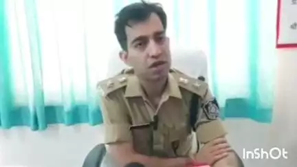 शमशाबाद: महानीम चौराहे पर तेज़ रफ़्तार मैजिक वाहन ने बाइक में मारी टक्कर, एक युवक हुआ घायल