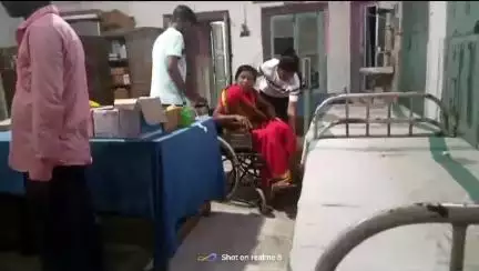 पुपरी: बहेड़ा के पास उचक्के ने आंगनवाड़ी सेविका के गले से सोने की चेन छीनी, महिला स्कूटी से गिरकर जख्मी