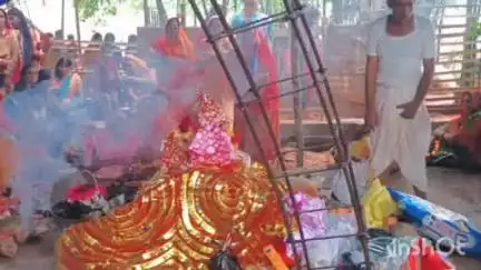 चकाई: चकाई के जोगिनी मंदिर में मां जोगिनी की वार्षिक पूजा सम्पन्न हुई
