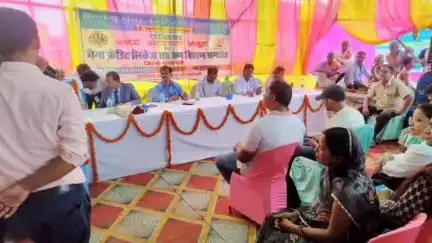 बथनाहा: बथनाहा में जीविका स्वयं सहायक समूह द्वारा मेगा क्रेडिट लीकेज ऋण वितरण समारोह का आयोजन