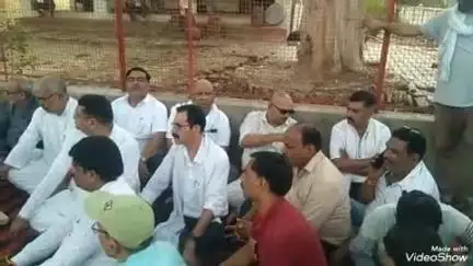 खबर औरैया से गोहानी कल कांड  पर ब्राह्मण महासभा ने बैठक किया आयोजन जताई नाराजगी