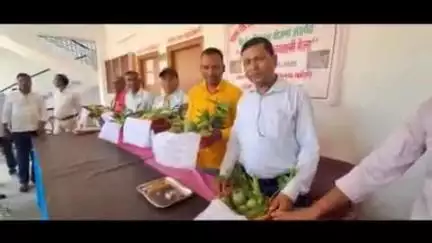 पांकी: पांकी में आम उत्सव सह बागवानी मेले का आयोजन, विभिन्न प्रकार के आम के फलों की प्रदर्शनी लगाई गई