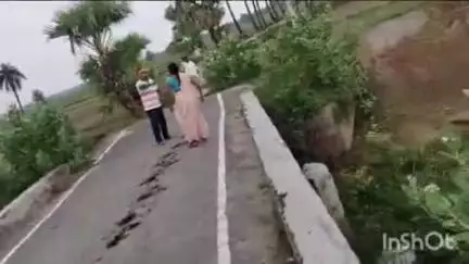 घोसी: महमदपुर गांव में जमीनी विवाद को लेकर हुई फायरिंग, वीडियो वायरल, कई राउंड चली थी गोली