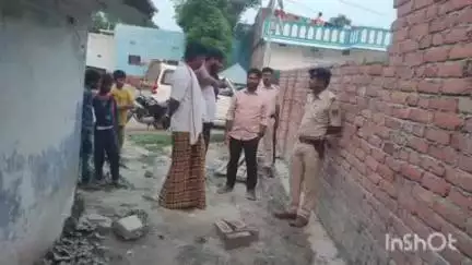 बरौली: मिल्की बिरैचा गांव में भूमि विवाद को पुलिस ने मौके पर पहुंचकर कराया शांत, दी हिदायत