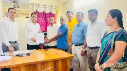 पारोळा: आ अमोल पाटील यांच्या तत्परतेने मुसळधार पावसामुळे दगावलेल्या मयतांचा वारसांना अवघ्या आठचं दिवसात प्रत्येकी ४ लक्ष अनुदान