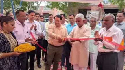 ब्यावर: अंधेरी देवरी में अंत्योदय संबल पखवाड़ा शिविर में विधायक और जिला कलेक्टर ने सुनी ग्रामीणों की समस्याएं