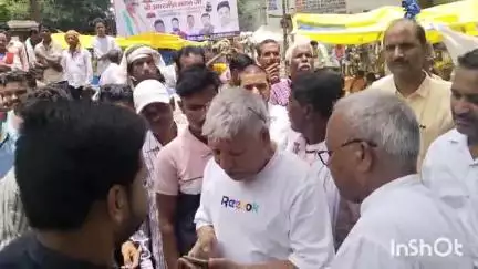 शंकरगढ़: सहकारी समिति जमड़ी में खाद की हुई कमी, किसानों की बढ़ी चिंताएं 
#jansamasya