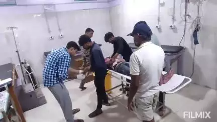 मुरैना नगर: बुरावली के पास बाइक सवार डिवाइडर से टकराकर घायल, उपचार के बाद ग्वालियर रेफर