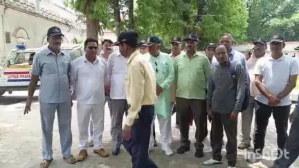 बरेली: काधंरपुर सद्भावना कॉलोनी के एक रिटायर फौजी पर पड़ोसी ने गुंडा एक्ट का मुकदमा लिखवाया, एसएसपी से की शिकायत
