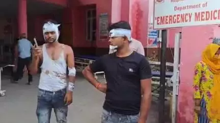 फिरोज़ाबाद: असमत नगर इलाके में गाली-गलौज का विरोध करने पर पड़ोसी ने एक महिला समेत तीन लोगों को पीट-पीटकर किया घायल