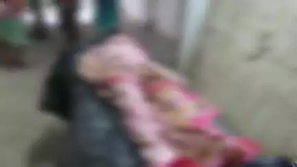 দাংতল ৰাজহ চক্ৰ: আশ্ৰাবাৰী গাঁৱত শোকাবহ ঘটনা বাঁহ কাটিবলৈ গৈ  বিদ্যুতপৃষ্ঠ হৈ অষ্টম শ্ৰেণীৰ ছাত্ৰৰ কৰুণ মৃত্যু