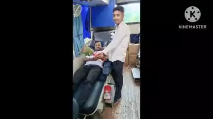 বাঁকুড়া ২: একুশে জুলাই উপলক্ষ্যে স্বেচ্ছায় রক্তদান শিবির,মোট রক্ত দাতা ৫৯জন যোদ্ধা,
উদ্যোগে শিরশাঁড়া মিলেনিয়াম সংঘ