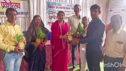 धमतरी: ग्राम गोपालपुरी के शासकीय विद्यालय में प्रवेश उत्सव कार्यक्रम में मुख्य अतिथि के रूप में धमतरी पूर्व विधायक शामिल हुईं