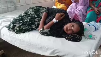 जमुई: इस्लामनगर गरही में ससुराल वालों ने पैसे की मांग को लेकर बहु को पीटकर किया घायल, सदर अस्पताल में कराया गया भर्ती