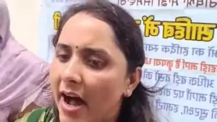 पाटी: पाटी विकासखंड में मंगलवार को पंचायत चुनाव के लिए 16 नामांकन पत्रों की हुई बिक्री, देर शाम पंचायत चुनावों पर लगी रोक