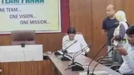 गुनौर: कलेक्टर कार्यालय में जनसुनवाई, 18 आवेदन प्राप्त हुए
