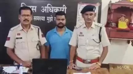 सरकंडा पुलिस ने सोशल मीडिया पर अश्लील फोटो और वीडियो अपलोड करने वाले आरोपी को गिरफ्तार कर जेल भेजा