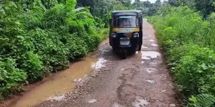 കുന്നത്തൂർ: നടുവൊടിക്കുന്ന ഈ റോഡ് ഇനിയെങ്കിലും നന്നാക്കുമോ?, ദയനീയ ചോദ്യവുമായി പോരുവഴി പള്ളിമുക്ക് നിവാസികൾ #localissue