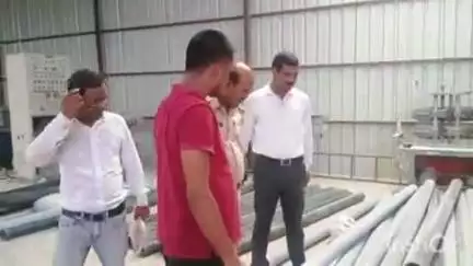 बिहटा: लेखन टोला गांव में सोन नदी किनारे चल रही नकली पाइप फैक्ट्री का भंडाफोड़, 600 से ज़्यादा पाइप बरामद
