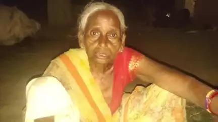आंदर: वृद्ध महिला भटककर पहुंची शिवरी गांव, तस्वीर हुई वायरल