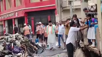 गोलमुरी-सह-जुगसलाई: मानगो के वारिस कॉलोनी में तेज बारिश के बाद नाला ओवरफ्लो होने से सड़क पर भरा पानी, लोगों ने किया विरोध #jansamasya