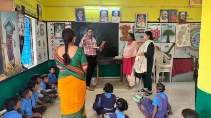 मुंगेली: कलेक्टर के निर्देश पर जिले के अधिकारियों ने स्कूलों का किया औचक निरीक्षण, शिक्षा की गुणवत्ता और व्यवस्थाओं का लिया जायजा