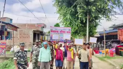 नौतनवा: बरगदवा कस्बे में एसएसबी जवानों और ग्रामीणों ने मिलकर निकाला नशा मुक्ति अभियान