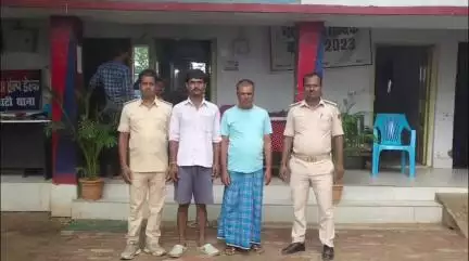 केवटी रनवे: केवटी पुलिस ने दो वारंटियों को किया गिरफ्तार, कोर्ट में पेशी के लिए भेजा