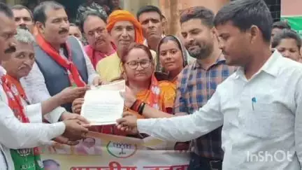 पांडू: पांडू में भाजपा कार्यकर्ताओं ने आक्रोश रैली निकालकर किया धरना प्रदर्शन, विपियो को सौंपा ज्ञापन