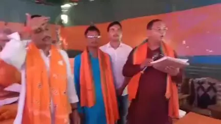 लखीसराय: रसूलपुर गांव में मेदनी चौकी मंडल भाजपा कार्य समिति की बैठक हुई, जिलाध्यक्ष भी शामिल हुए