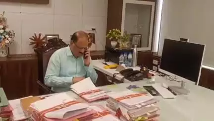 अलीराजपुर: कलेक्टर बेडेकर ने ज़िले में जारी किया आदेश, शहर में सुबह 9 से रात 9 बजे तक भारी वाहनों का प्रवेश निषेध