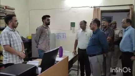 राजसमंद: कलेक्टर हसीजा ने कलेक्ट्रेट के हर कक्ष का निरीक्षण कर व्यवस्थाओं का किया अवलोकन